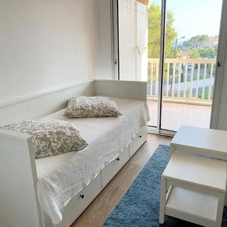 Vue - Parking - Piscine - *